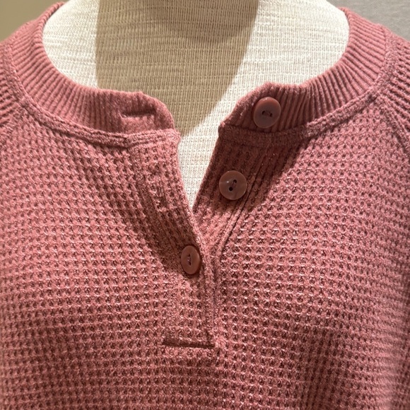 Shirt - Picture 2 of 5